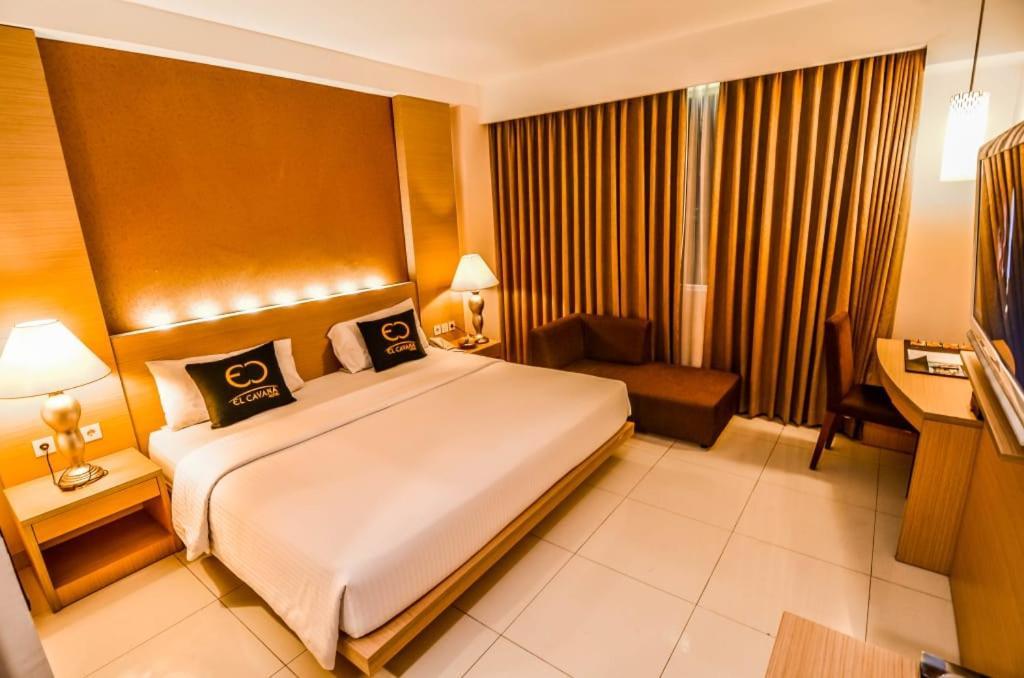El Cavana Bandung Luaran gambar